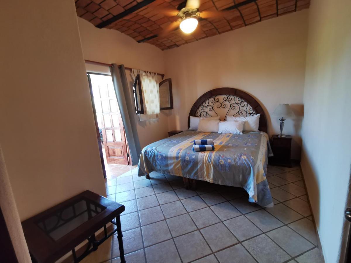 Villas Vista Suites 사율리타 외부 사진